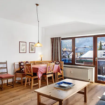 Haus Excelsior 40 Apartment Seefeld in Tirol